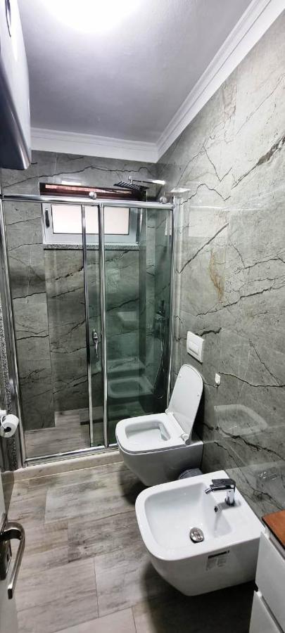 Aaa Apartment Berat Exteriör bild